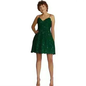 Jules And Cleo Green Lace Mini A Line Dress Spaghetti Strap Scalloped Neckline‎